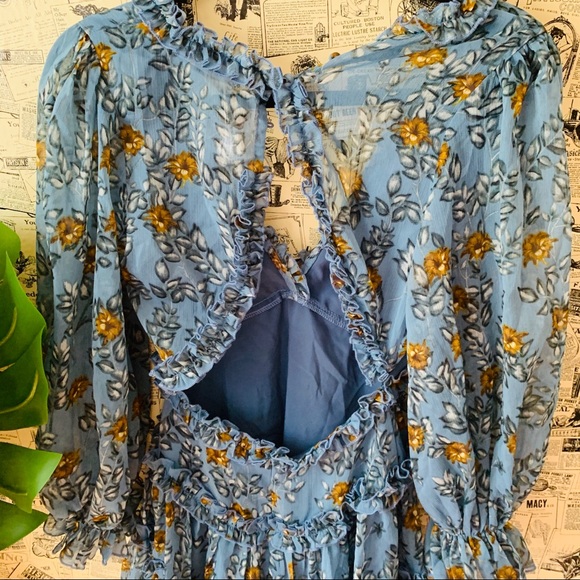 Saints + secrets blue dress NWT XS floral openback - Picture 9 of 10